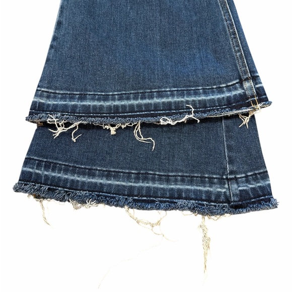 KanCan Flare Jeans Size 11/29 Medium Wash Crossover Waistband Mid Rise Stretch - Picture 10 of 14